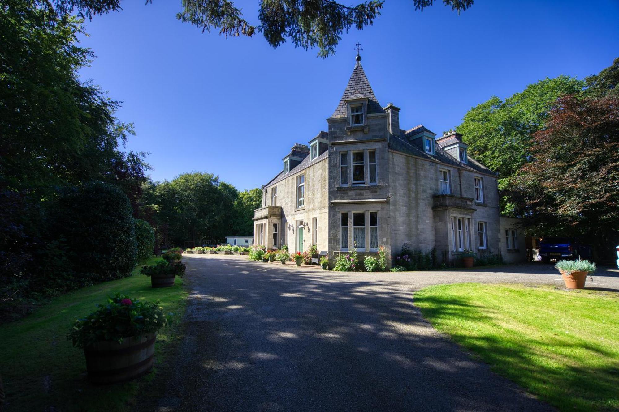 Woodlands Bed And Breakfast Dornoch Exterior photo