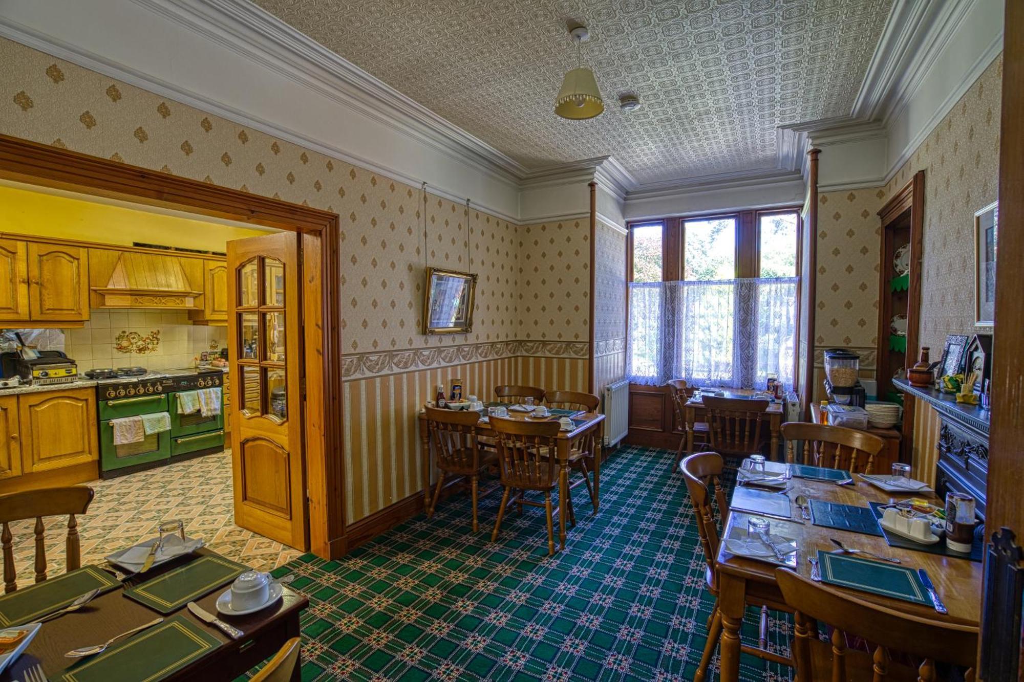 Woodlands Bed And Breakfast Dornoch Exterior photo