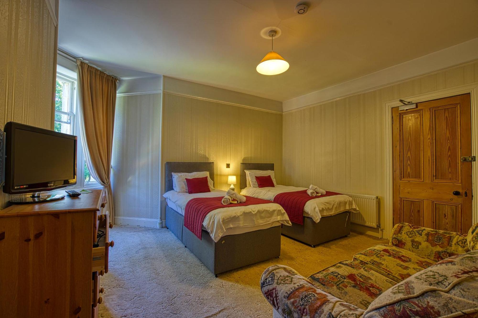 Woodlands Bed And Breakfast Dornoch Exterior photo